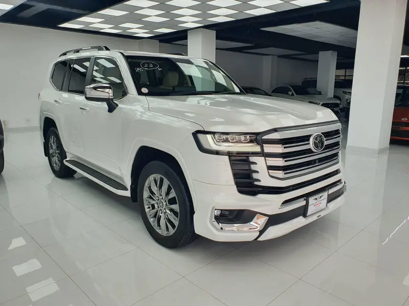 Toyota Land Cruiser Lc300 Zx 2022 1
