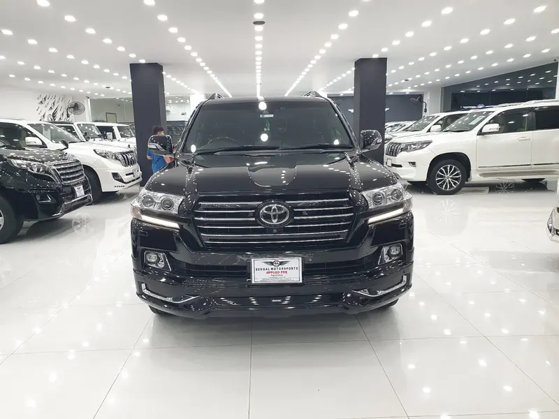 Toyota Land Cruiser Zx 2016 Model 2