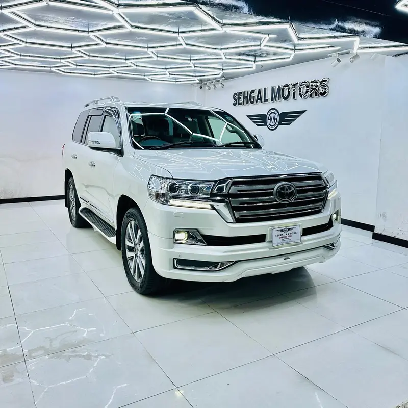 Toyota Land Cruiser Zx 4.6 Petrol 2020 1