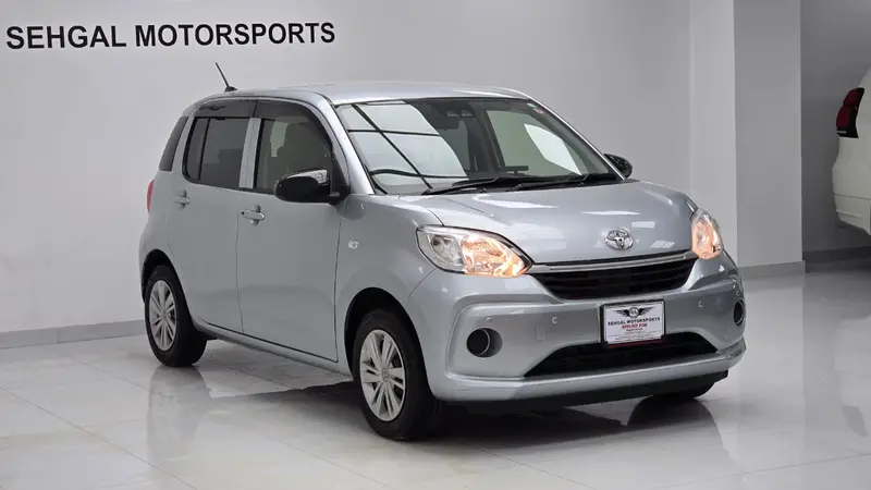 Toyota Passo Xs Package Push Start  2021 1