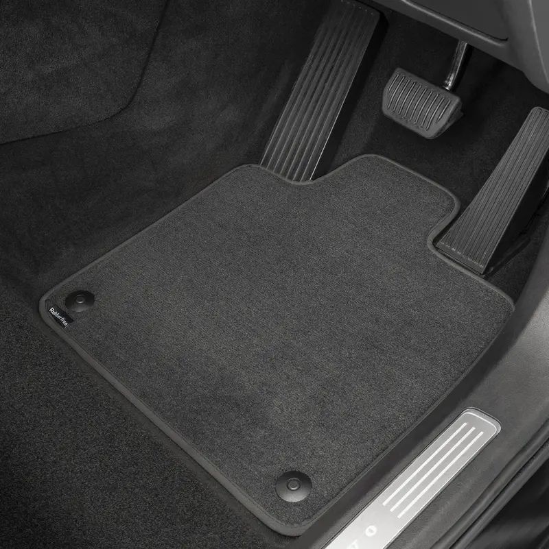 Toyota Prado FJ120 Carpet Floor Mats – Irani Style (2009–2014)