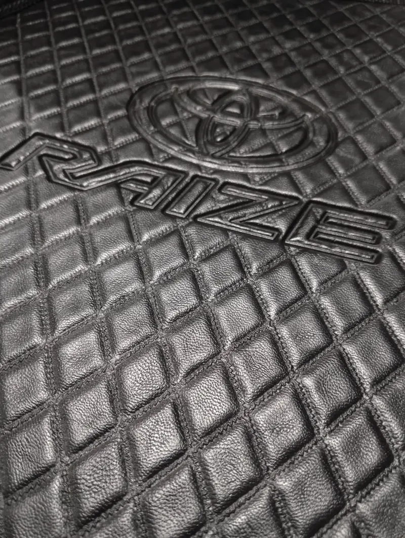 Toyota Raize 7D Floor Mats Mat Black Model: 2020-2024 2