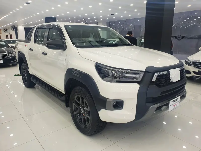 Toyota Revo Roco 2.8D Model 2026 1