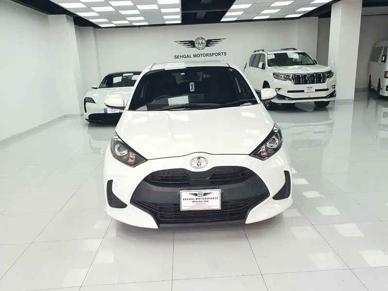 Toyota Yaris Hatchback X Package 2021 1