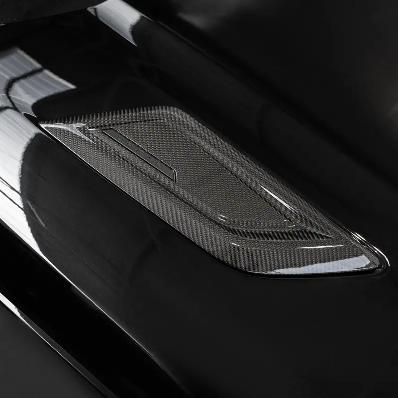 Urban 'Best Of British' Bonnet Vent Set For Range Rover Sport L461 1