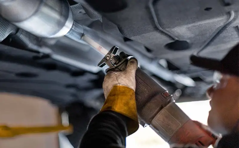 Magnaflow Direct-Fit Catalytic Converter For 2015–2017 Ford Transit-150 (3.7L Engine) 2